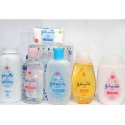 [81819] JOHNSON'S COFFRET BEBE